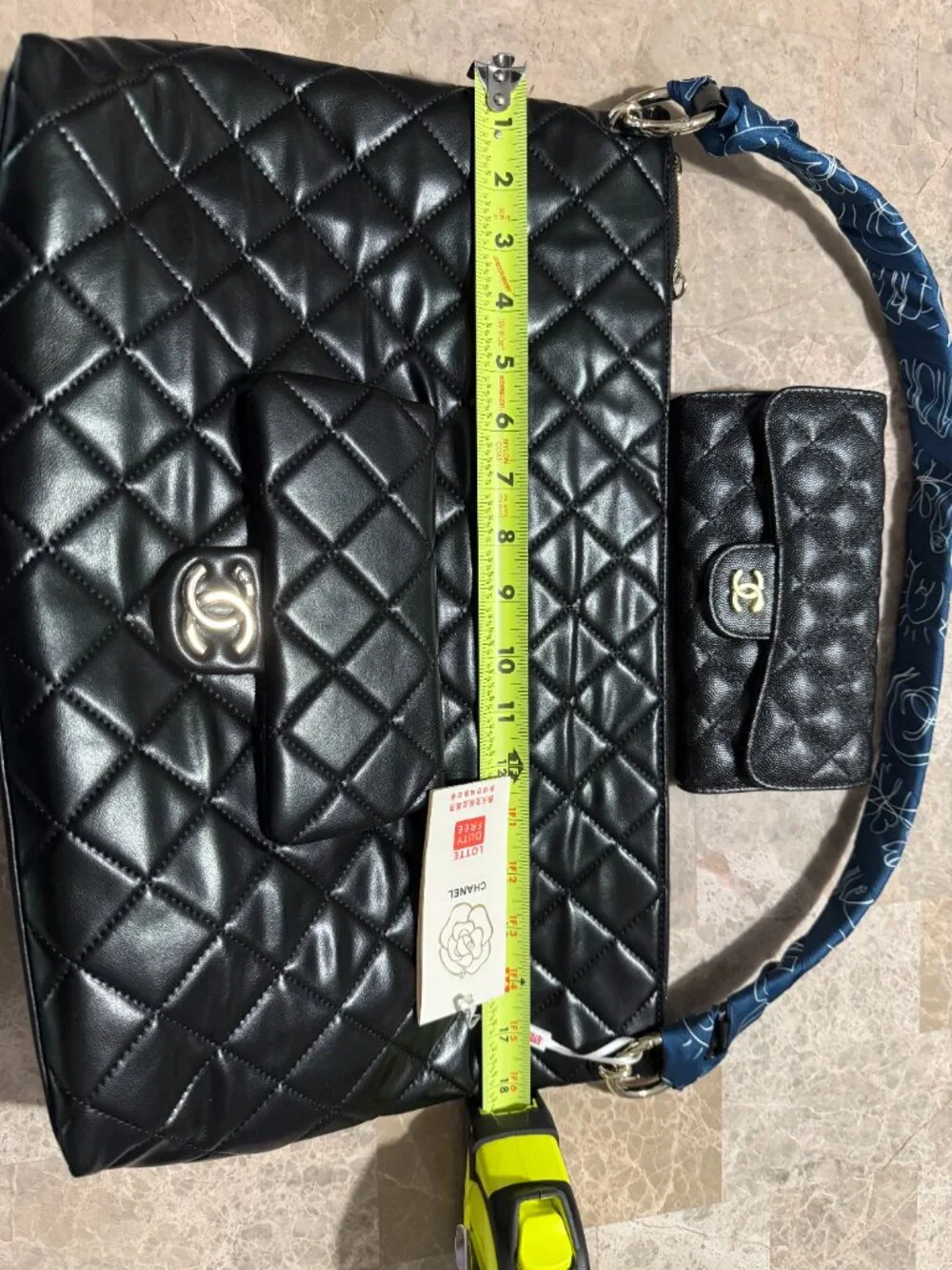 STUNNING BRAND NEW WITH TAGS LAMBSKIN LEATHER HOBO W/WALLET! TOP QUALITY!!